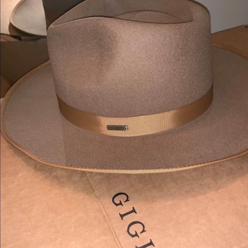 GIGI PIP Hat
